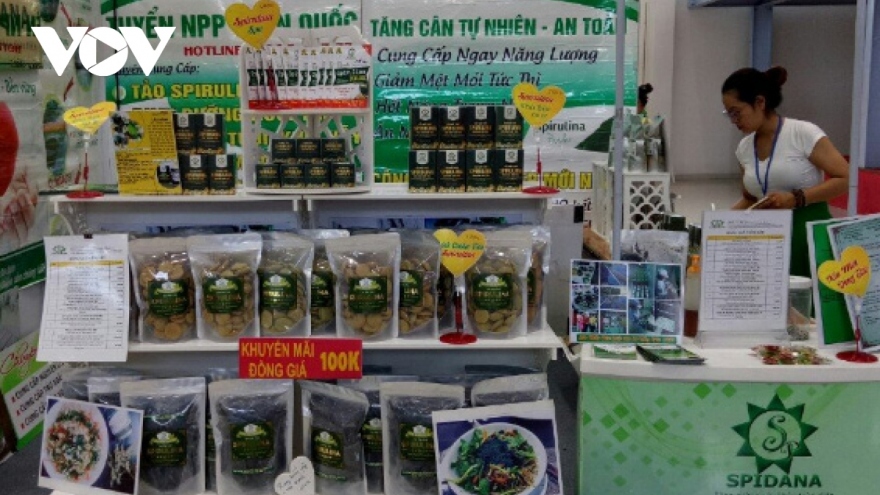 Hanoi strives to build trademarks for OCOP products